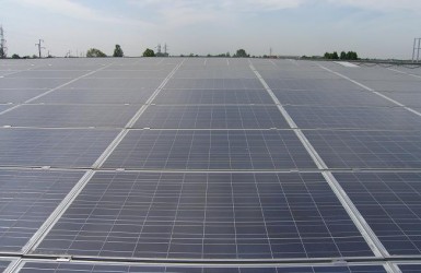 Paneles solares en Milán